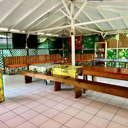 Auberge K-Wan Hostel - Proche Plages Deshaies Dış mekan fotoğraf