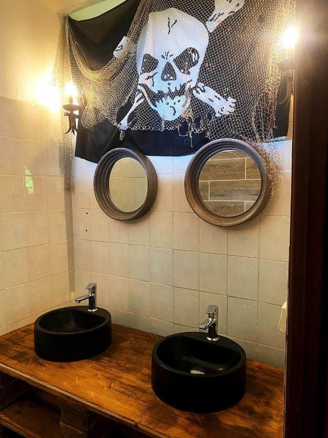 Auberge K-Wan Hostel - Proche Plages Deshaies Dış mekan fotoğraf