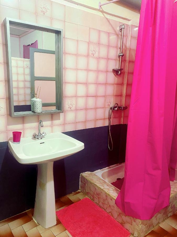Auberge K-Wan Hostel - Proche Plages Deshaies Dış mekan fotoğraf
