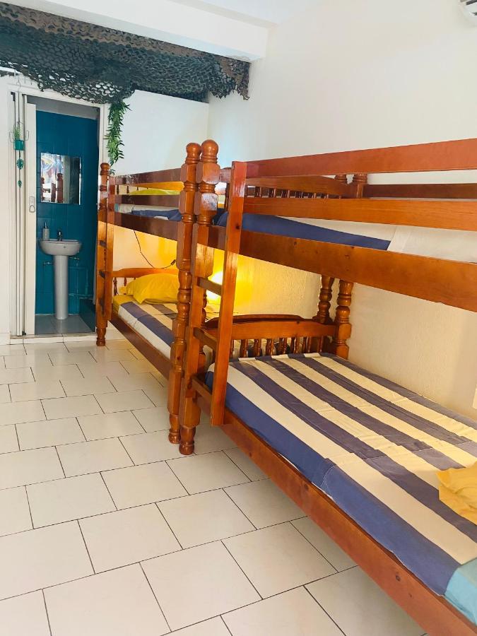 Auberge K-Wan Hostel - Proche Plages Deshaies Dış mekan fotoğraf